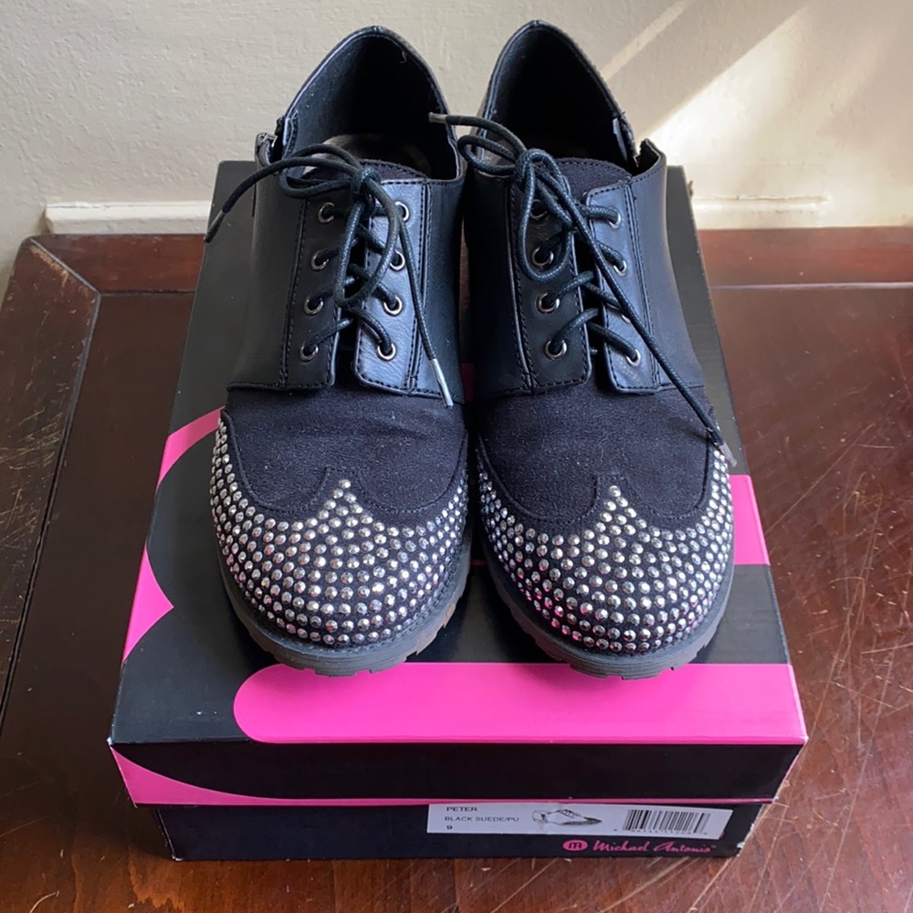 NIB Black Embellished Suede Saddle Shoes - Sz 9